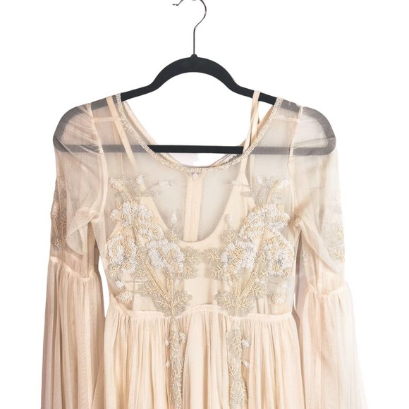 3 FOR $50! 🎁 Miss Selfridge White Mini Dress Bell Sleeve Chiffon Beaded … - Picture 3 of 8